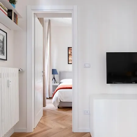 Guesthost - Dietro Fontana Del Nettuno *